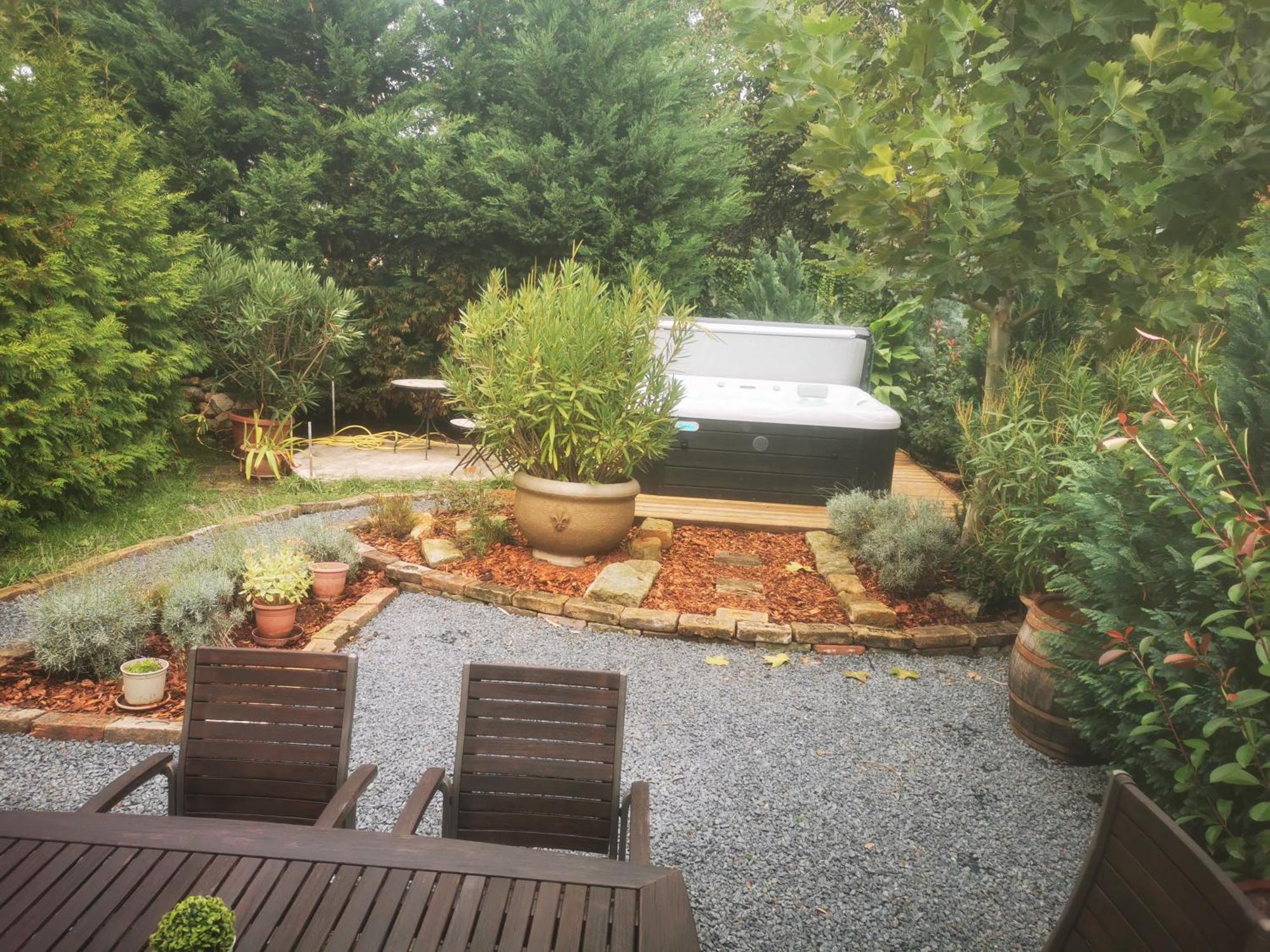 Kuria Apartman With Private Jacuzzi And Pool Budapest Eksteriør billede